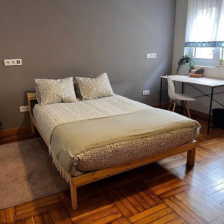 Apartmán Amplio Piso A 400M De La Playa Gijón Exteriér fotografie
